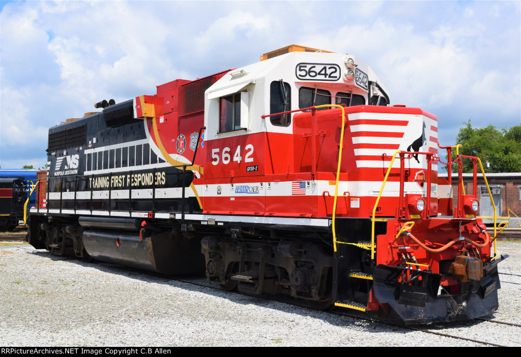 NS 5642 "Training First Responders"
